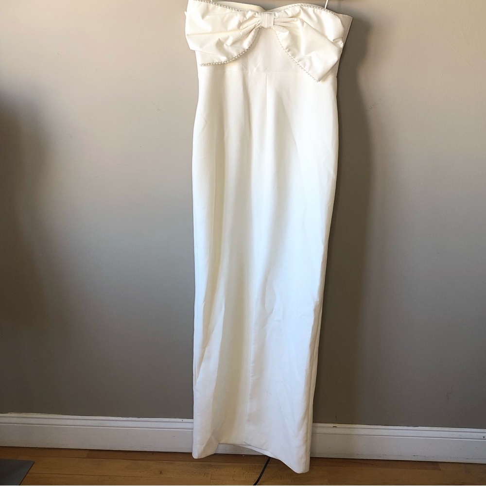 NWOT LIKELY Helen White Pearl Bow Back Strapless Wedding gown Dress size 12